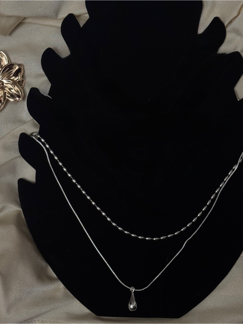 Silver Double-Layer Necklace with Teardrop Pendant - Silver